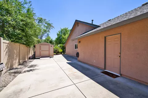 2737 Citrine Ave, Redding, CA 96001 photo 29