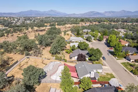 5237 Mica Ct, Redding, CA 96003 photo 19