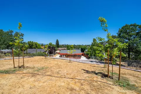 5237 Mica Ct, Redding, CA 96003 photo 16