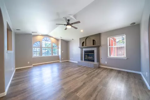 5237 Mica Ct, Redding, CA 96003 photo 2