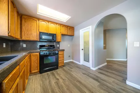 5237 Mica Ct, Redding, CA 96003 photo 5