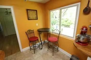 368 Hamilton St, Redding, CA 96001 photo 5
