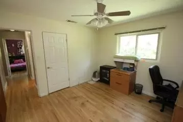 368 Hamilton St, Redding, CA 96001 photo 8