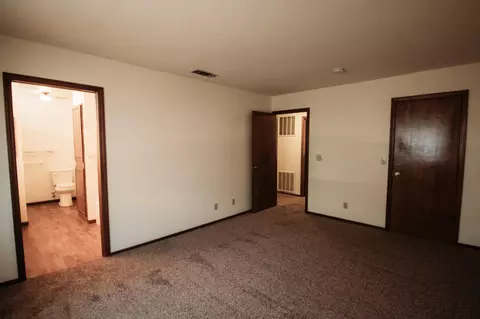 364 Rosewood Dr, Redding, CA 96003 photo 49