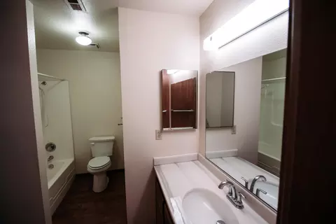 364 Rosewood Dr, Redding, CA 96003 photo 16