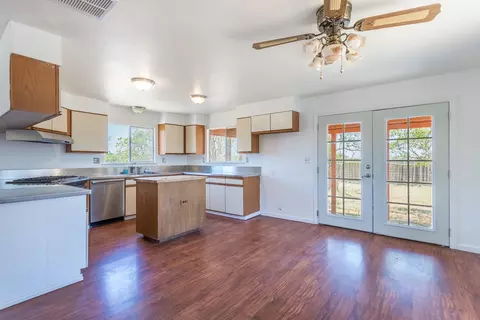 21815 Flores Ave, Red Bluff, CA 96080 photo 33