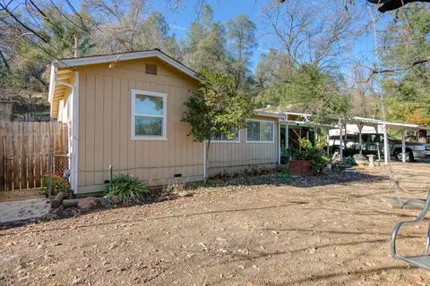 5260 Cedars Rd, Redding, CA 96001 photo 3