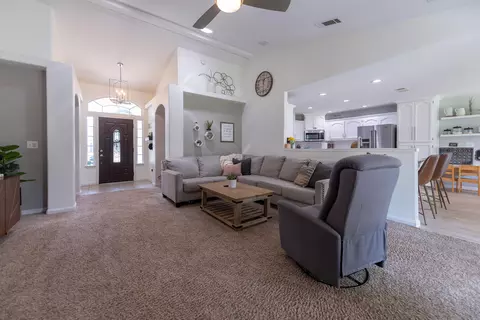 4185 Brittany Dr, Redding, CA 96002 photo 4