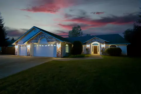 4185 Brittany Dr, Redding, CA 96002 photo 38