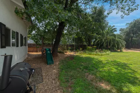 4185 Brittany Dr, Redding, CA 96002 photo 35
