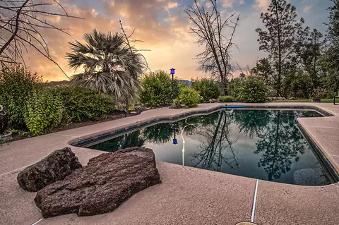 9840 Destiny Dr, Redding, CA 96001 photo 35