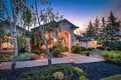 9840 Destiny Dr, Redding, CA 96001 photo 37