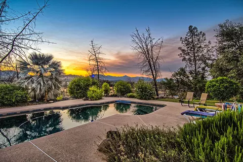 9840 Destiny Dr, Redding, CA 96001 photo 32
