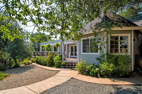 1687 St Andrews Dr, Redding, CA 96003 photo 33