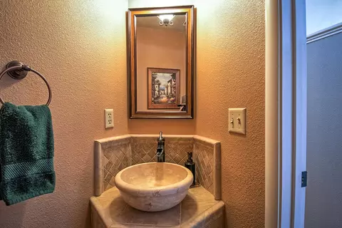 1687 St Andrews Dr, Redding, CA 96003 photo 27