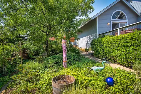 1687 St Andrews Dr, Redding, CA 96003 photo 35
