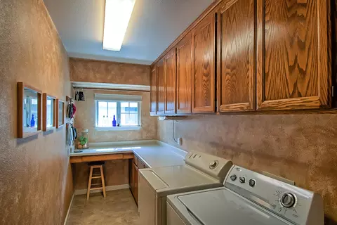 1687 St Andrews Dr, Redding, CA 96003 photo 26