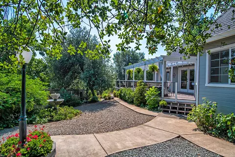 1687 St Andrews Dr, Redding, CA 96003 photo 6