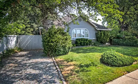 1687 St Andrews Dr, Redding, CA 96003 photo 37