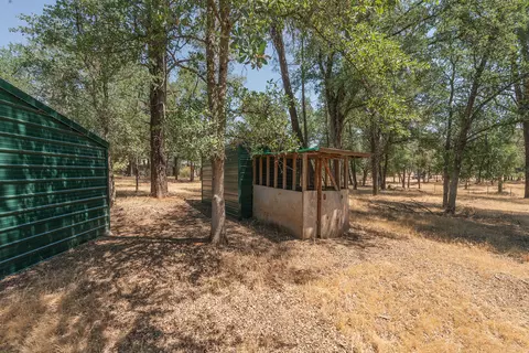 2210 Blue Oak Dr, Redding, CA 96001 photo 39