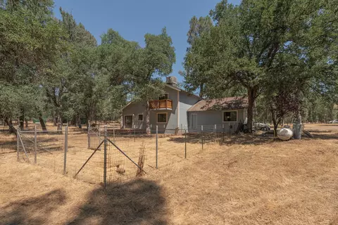 2210 Blue Oak Dr, Redding, CA 96001 photo 35