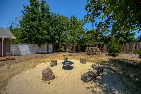 4833 Alta Mesa Dr, Redding, CA 96002 photo 48