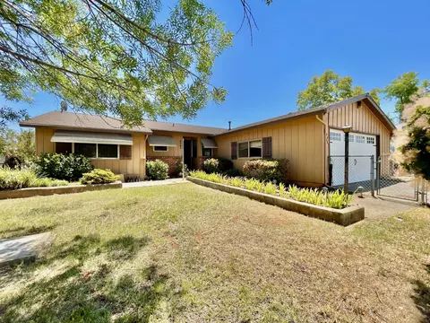 2401 Jonquil Way, Redding, CA 96002 photo 1