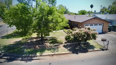 2401 Jonquil Way, Redding, CA 96002 photo 51