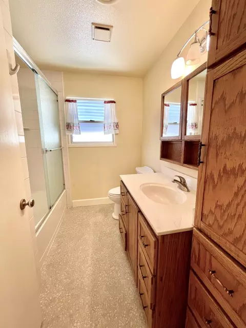 2401 Jonquil Way, Redding, CA 96002 photo 19