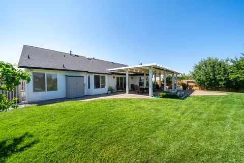 3070 Misty Glen Dr, Redding, CA 96001 photo 44