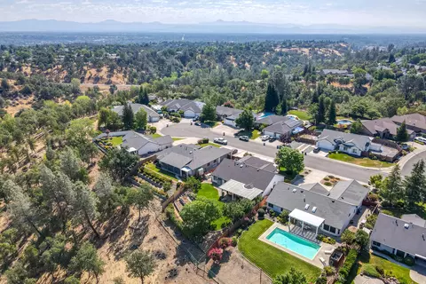 3070 Misty Glen Dr, Redding, CA 96001 photo 53