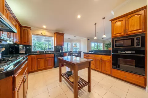 3070 Misty Glen Dr, Redding, CA 96001 photo 22