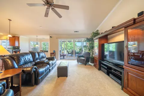 3070 Misty Glen Dr, Redding, CA 96001 photo 16