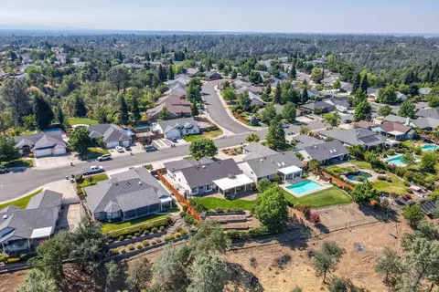 3070 Misty Glen Dr, Redding, CA 96001 photo 52