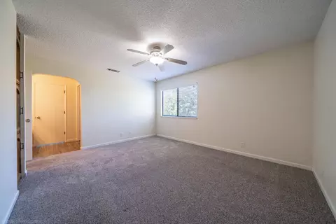 202 Woodcliff Dr, Redding, CA 96003 photo 22