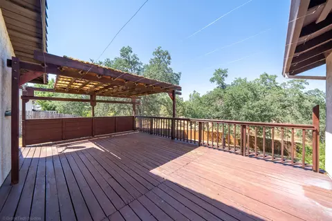 202 Woodcliff Dr, Redding, CA 96003 photo 31