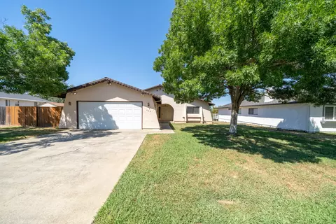 202 Woodcliff Dr, Redding, CA 96003 photo 3