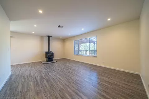 202 Woodcliff Dr, Redding, CA 96003 photo 17