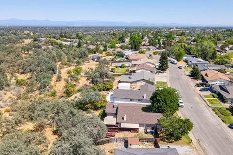 202 Woodcliff Dr, Redding, CA 96003 photo 42