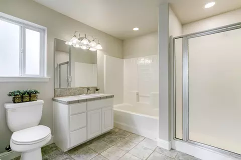 2002 Juarez Ln, Redding, CA 96003 photo 13