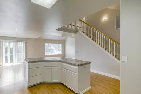 2002 Juarez Ln, Redding, CA 96003 photo 9