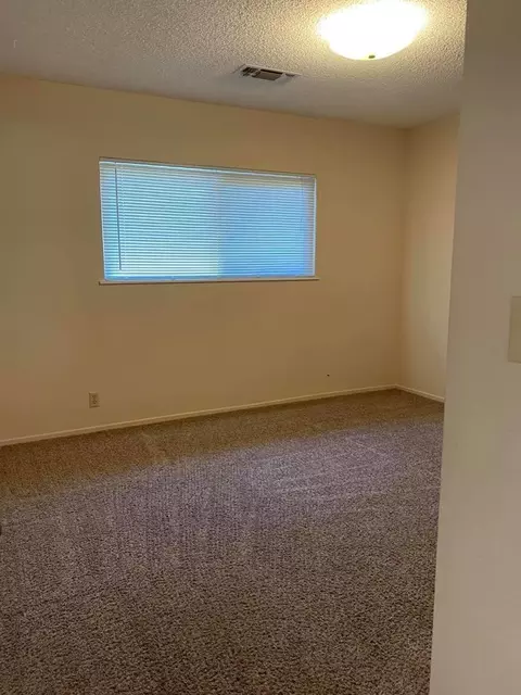 361 Woodcliff Dr, Redding, CA 96003 photo 14
