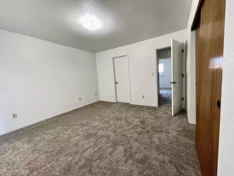 845 Mission Sierra Ct, Redding, CA 96003 photo 17