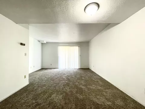 845 Mission Sierra Ct, Redding, CA 96003 photo 4
