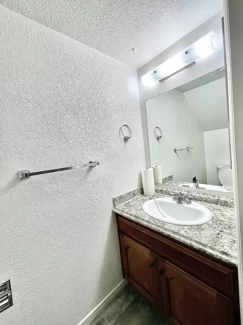 845 Mission Sierra Ct, Redding, CA 96003 photo 9
