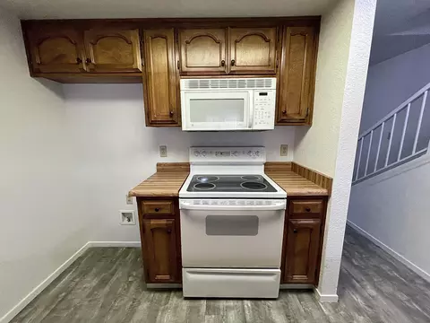 845 Mission Sierra Ct, Redding, CA 96003 photo 7