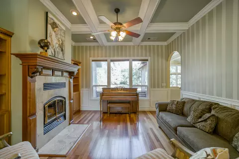 13294 Bear Mountain Rd, Redding, CA 96003 photo 7
