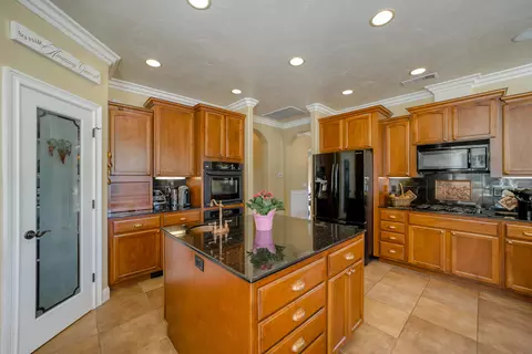 13294 Bear Mountain Rd, Redding, CA 96003 photo 15