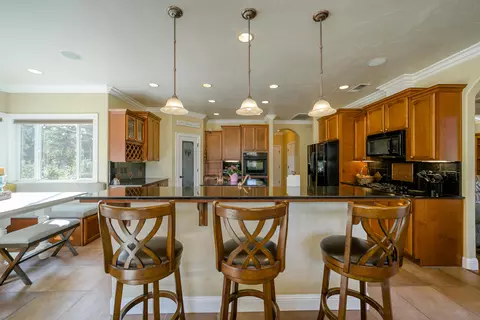 13294 Bear Mountain Rd, Redding, CA 96003 photo 13