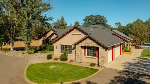 13294 Bear Mountain Rd, Redding, CA 96003 photo 2